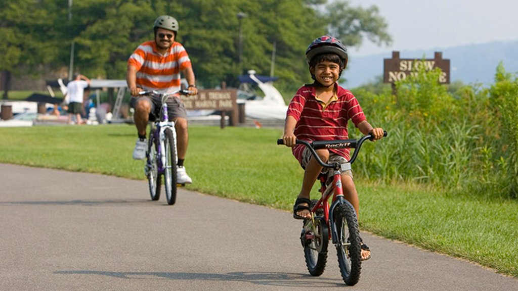 Ithaca mettant en vedette vélo