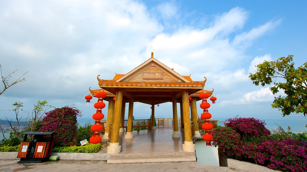 Luhuitou Park which includes heritage architecture, a park and a temple or place of worship