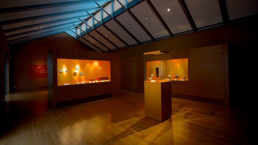 Suzhou Museum featuring interior views