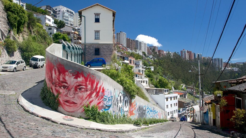 Quito featuring outdoor art