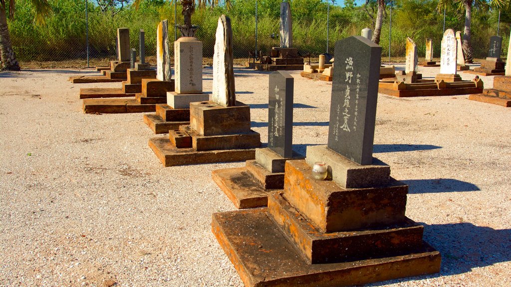 Cementerio japonés que incluye un cementerio