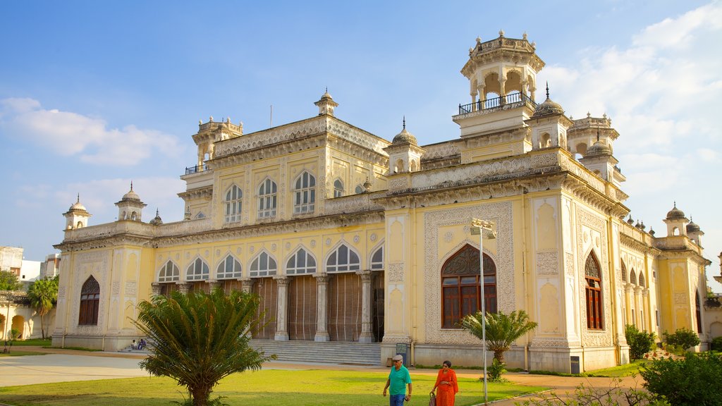 Palais de Chowmahalla montrant un château