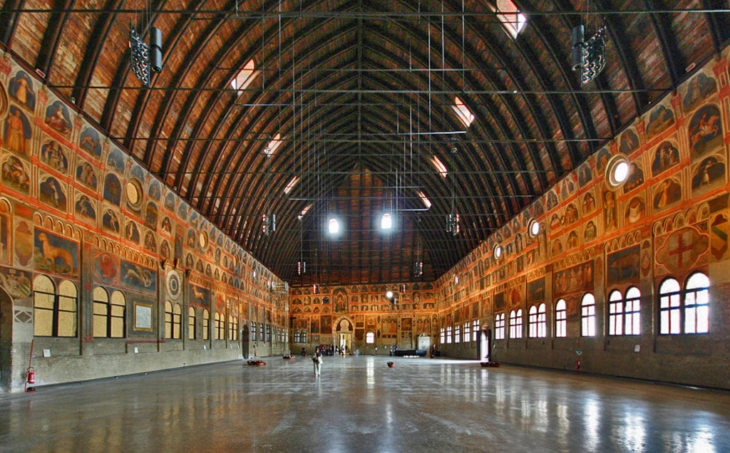 Palazzo della Ragione (Di Stefan Bauer, http://www.ferras.at - Opera propria, CC BY-SA 2.5, https://commons.wikimedia.org/w/index.php?curid=2485624)