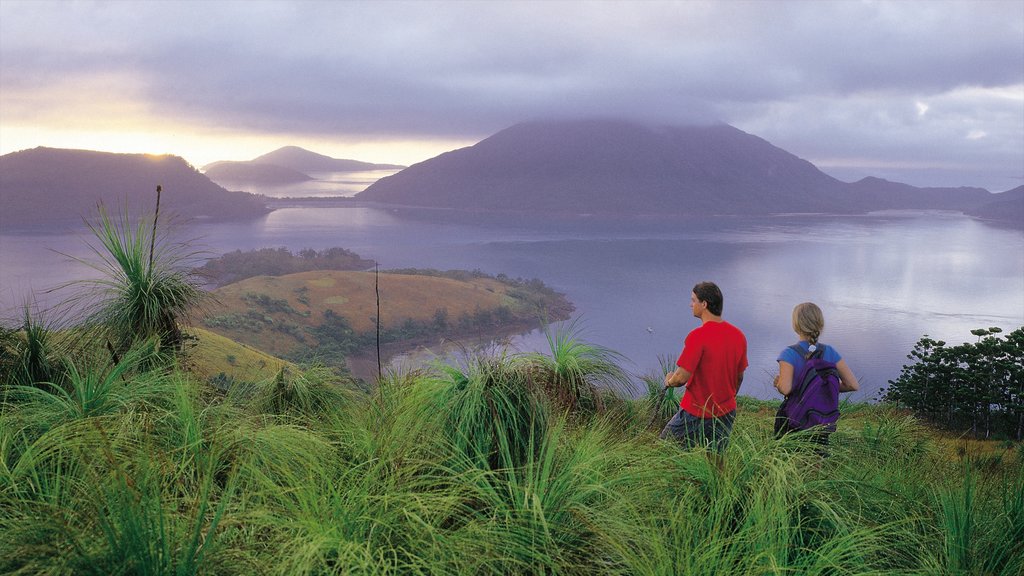 Mackay showing mist or fog, hiking or walking and landscape views