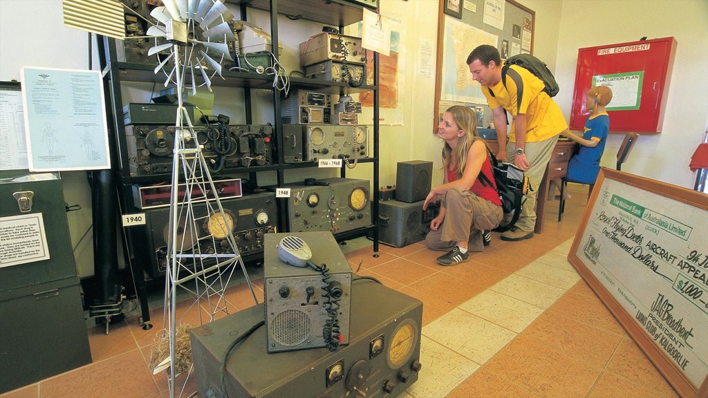 Kalgoorlie - Boulder showing interior views as well as a family