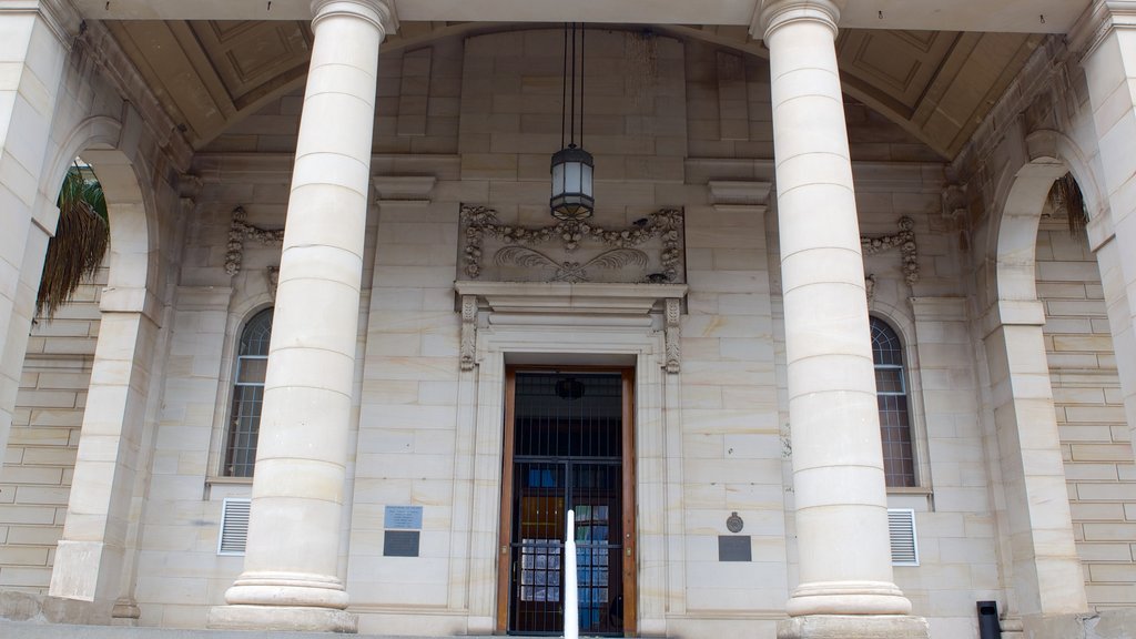 Johannesburg Art Gallery showing heritage architecture