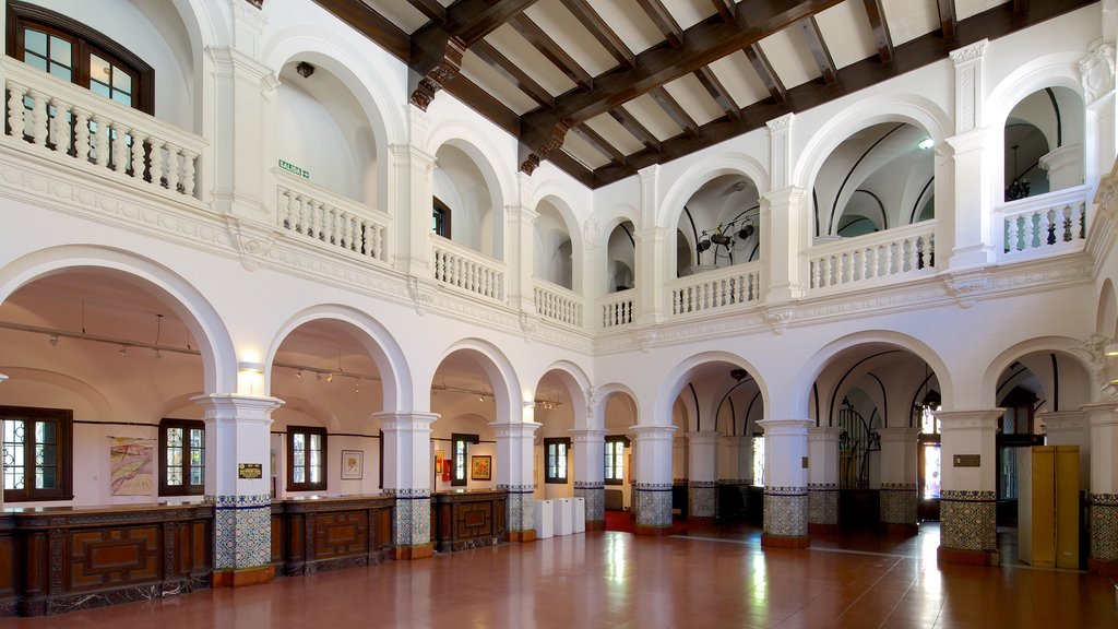 Mendoza featuring interior views and heritage architecture