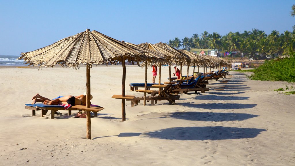 Ashvem Beach showing a beach