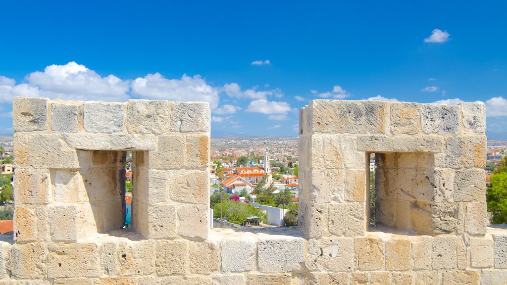 Kolossi Castle which includes a castle and heritage architecture