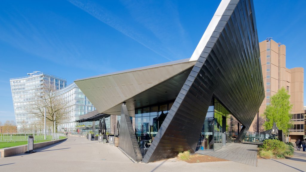 Liverpool ONE featuring modern architecture