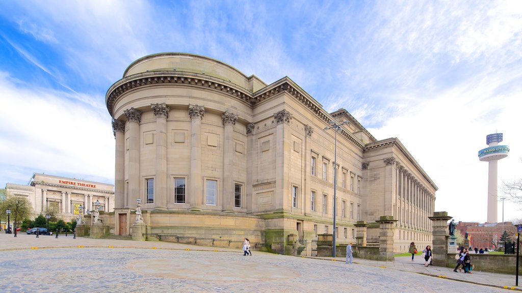 St. George\'s Hall showing heritage architecture and an administrative buidling