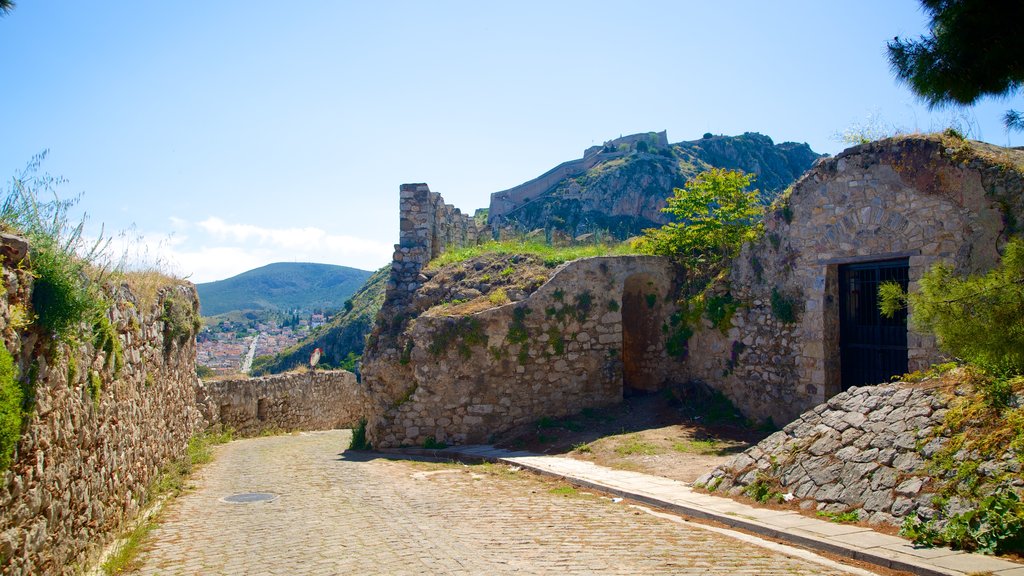 Acronafplia showing a ruin and landscape views