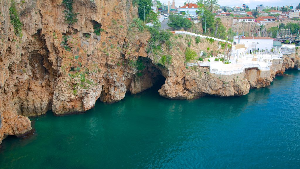 Kemer Marina showing rocky coastline