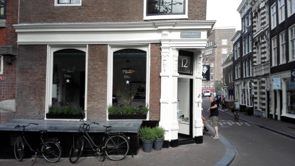 Amsterdam: The Nine Streets for Shopping | Explore by Expedia