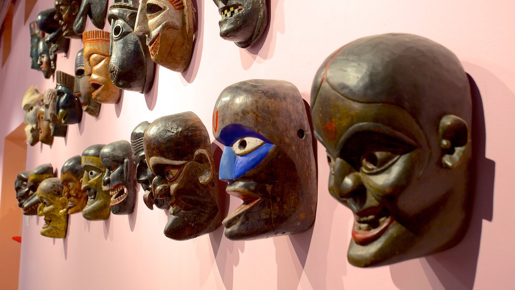 Museo Asiático de Arte Oriental que incluye arte