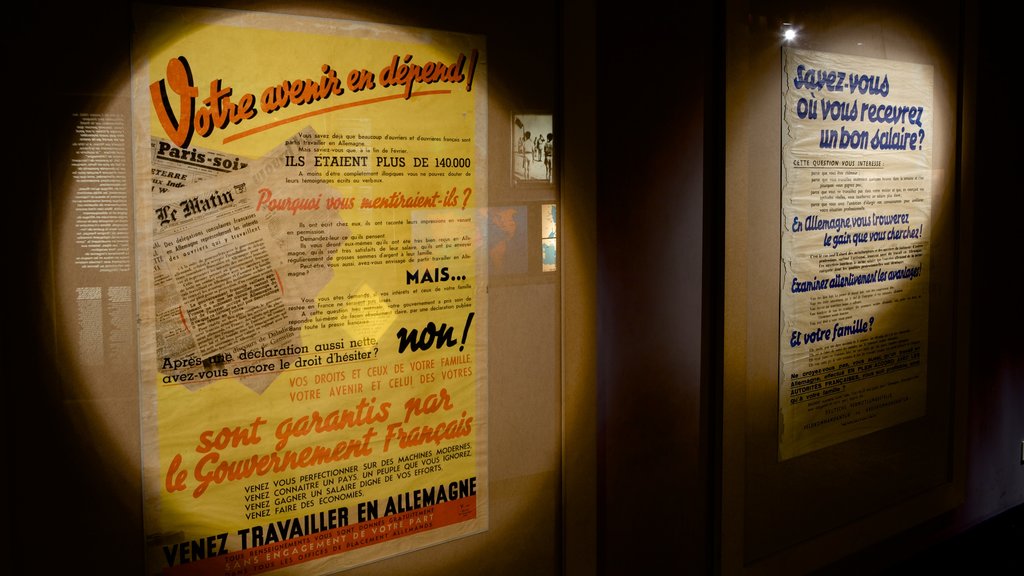 Museo de la Resistencia y la Deportación que incluye vistas interiores