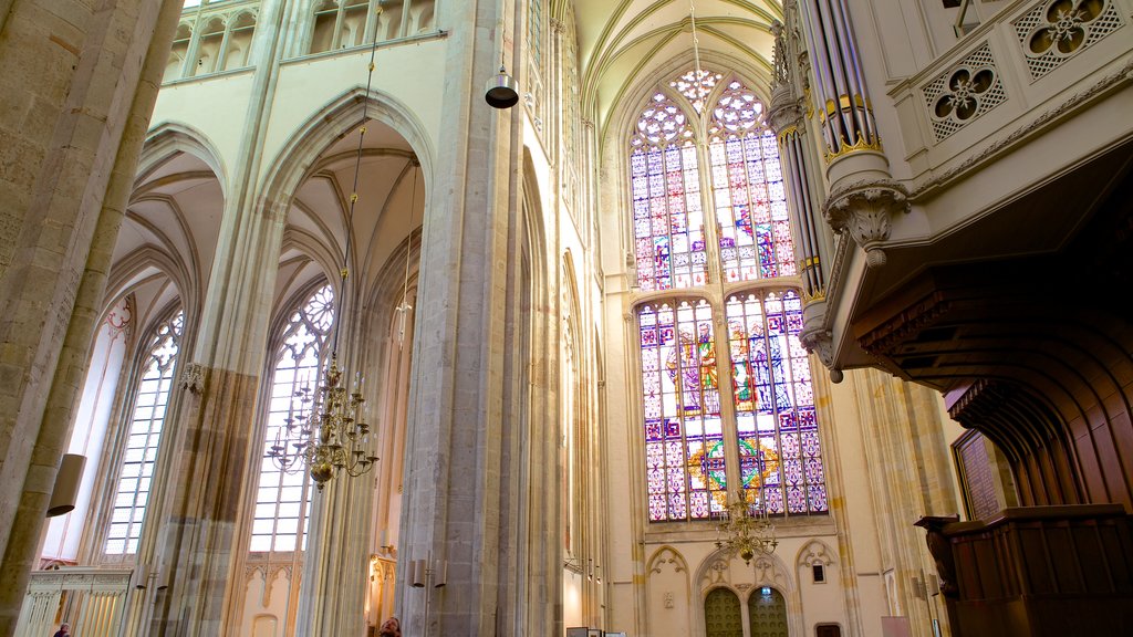 Dom Church showing interior views, religious aspects and a church or cathedral