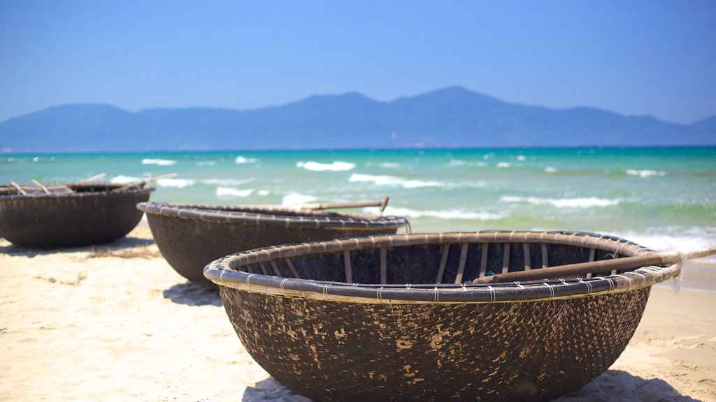 Non Nuoc Beach which includes a beach and general coastal views