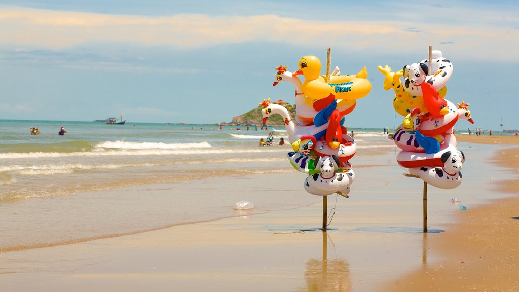 Praia de Back que inclui uma praia de areia