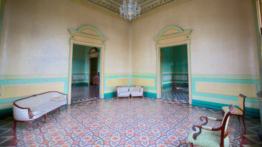 Palacio Nacional showing interior views and a castle