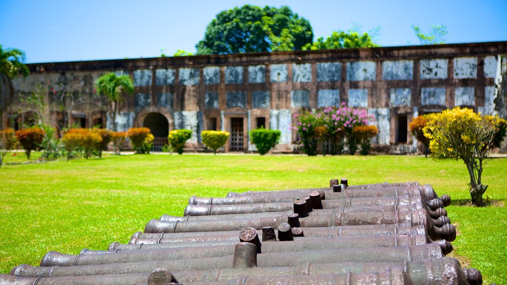 San Fernando Fortress which includes military items and heritage elements