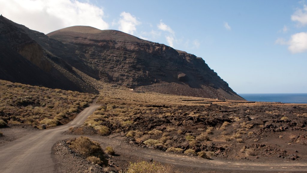 El Hierro featuring tranquil scenes and mountains