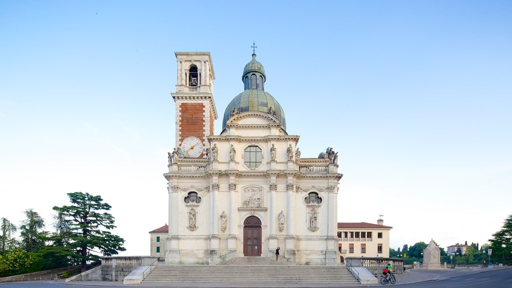 Santuario della Madonna di Monte Berico which includes a church or cathedral, religious aspects and heritage architecture