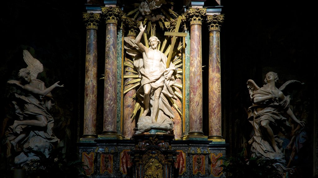 Basilique San Vittore montrant église ou cathédrale, statue ou sculpture et vues intérieures