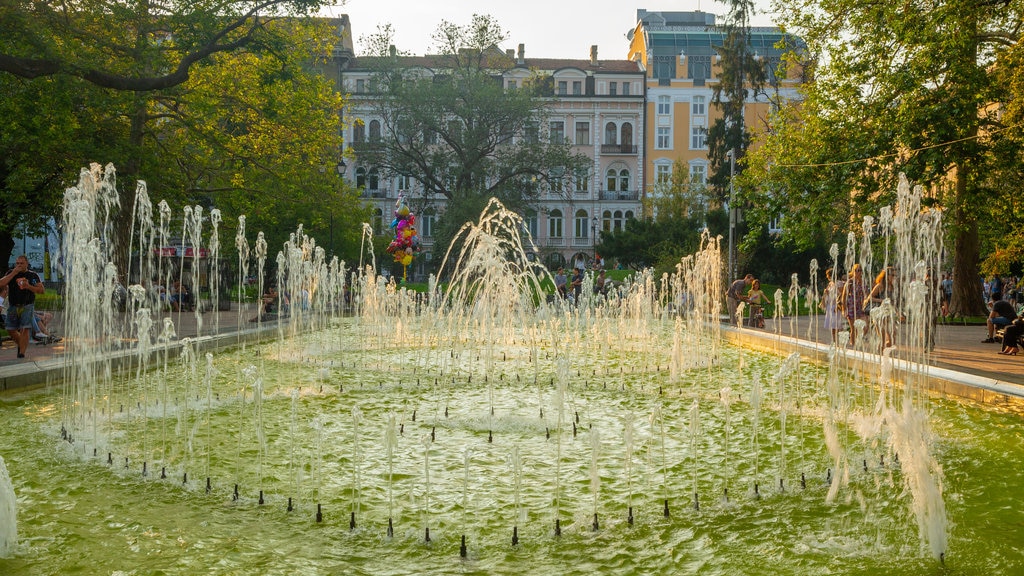 Alexander av Bulgariens torg som inkluderar en fontän