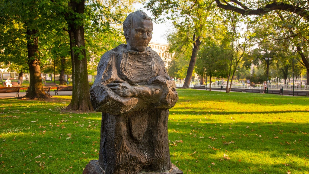 Prince Alexander of Battenberg Square showing a garden, a statue or sculpture and outdoor art