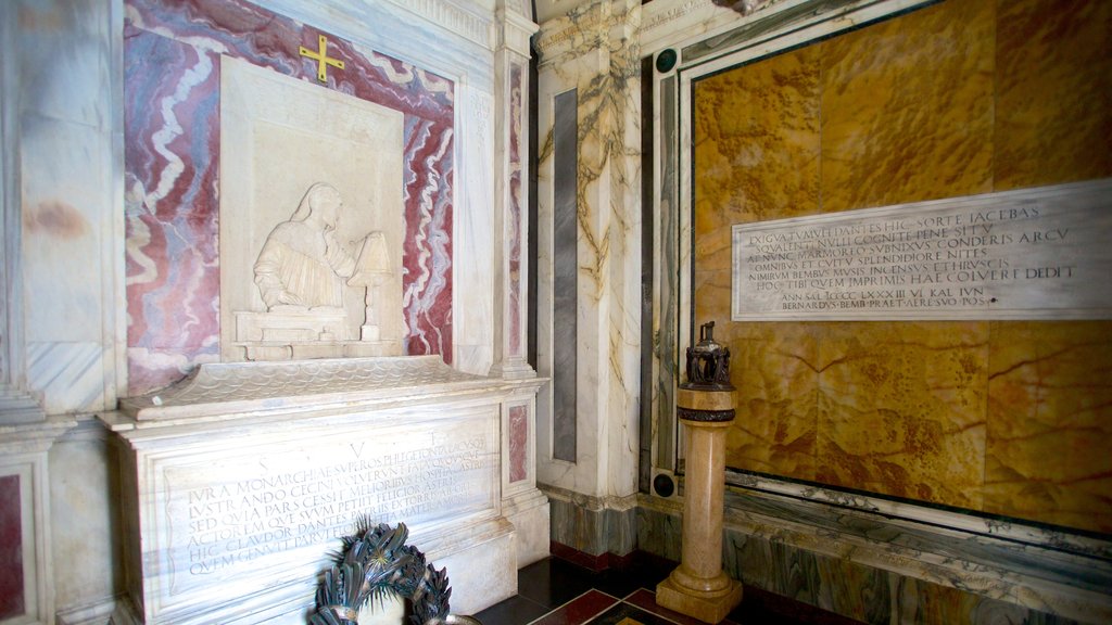 Dante Alighieri\'s Tomb showing heritage elements, a cemetery and interior views