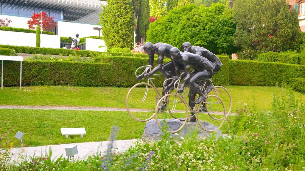 Olympisch museum toont een tuin en kunst in de open lucht