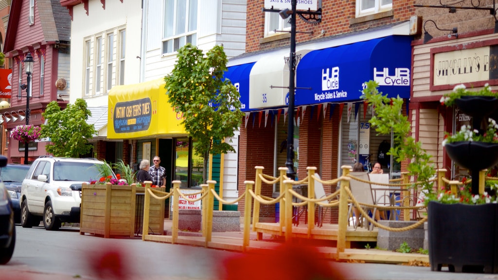 Truro showing street scenes