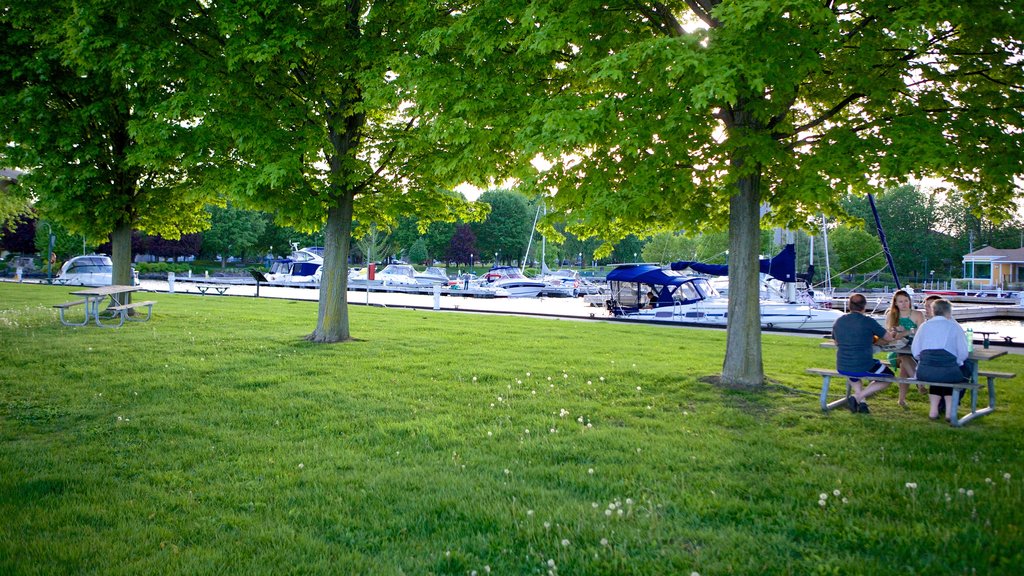 Brockville featuring a garden and a marina