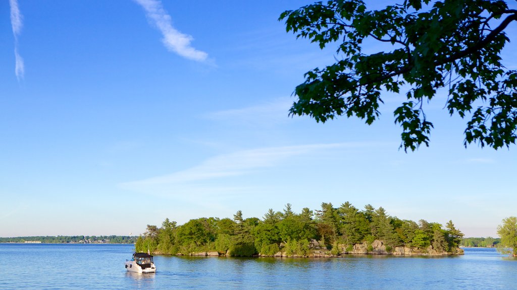 Brockville mostrando un río o arroyo y imágenes de una isla