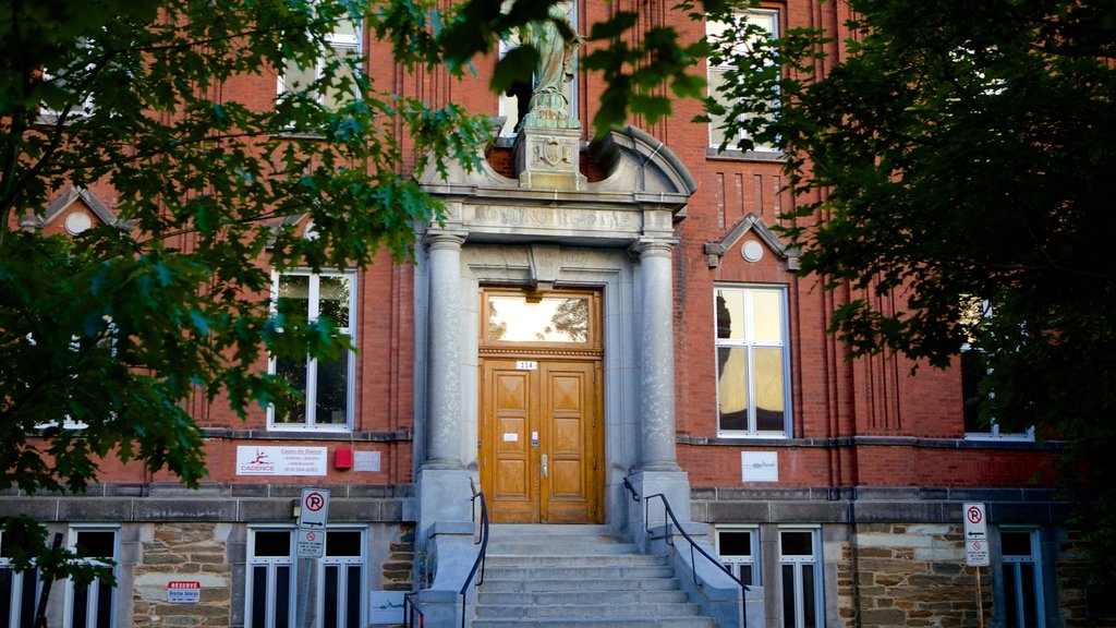 Sherbrooke featuring heritage architecture