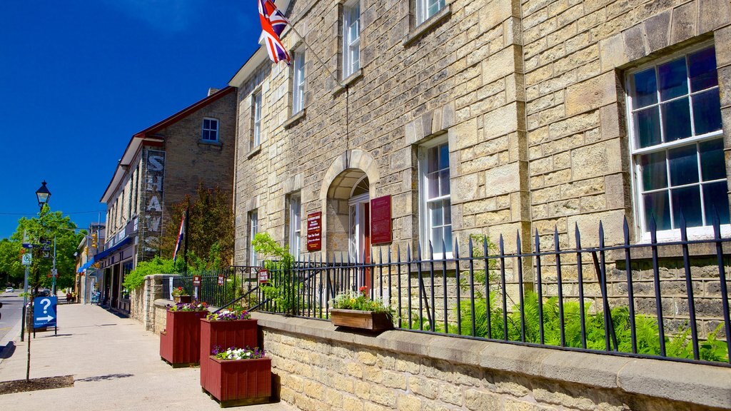 Perth Museum showing street scenes