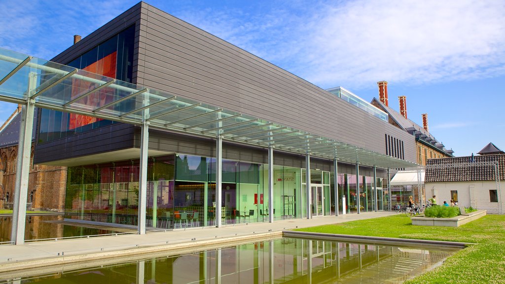 STAM Ghent City Museum which includes modern architecture