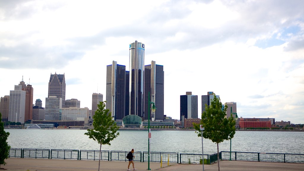 Windsor que incluye centro de negocios, un río o arroyo y horizonte