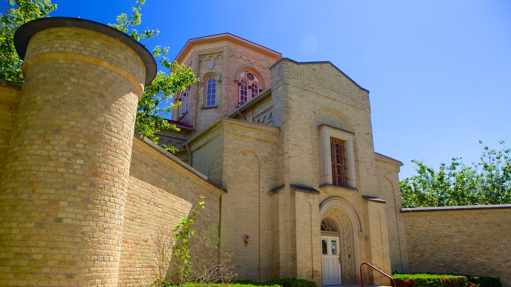 Woodstock ofreciendo patrimonio de arquitectura