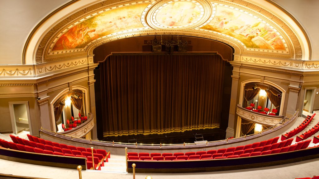 Grand Theatre caracterizando cenas de teatro e vistas internas