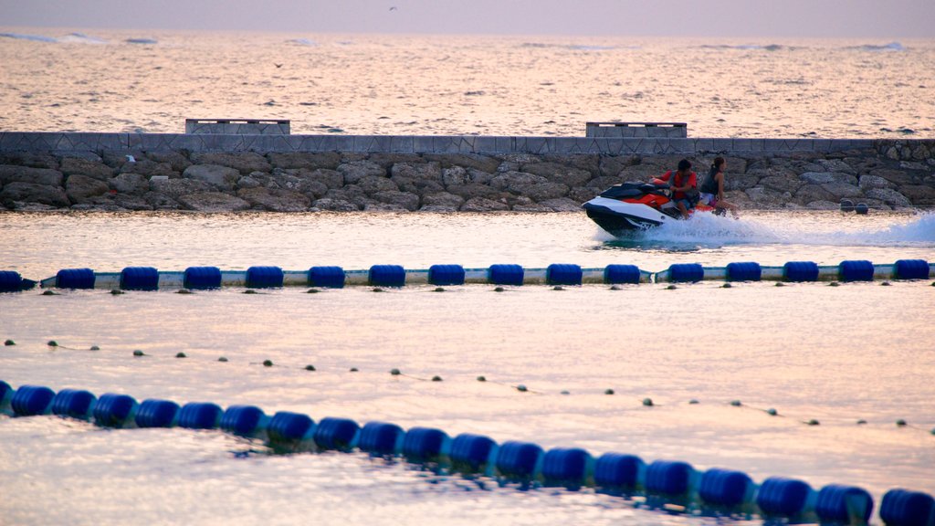 Okinawa showing jet skiing and general coastal views