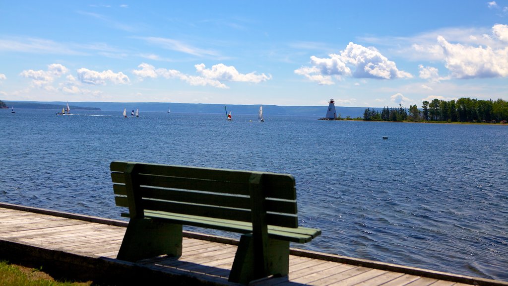 Baddeck mostrando vista general a la costa