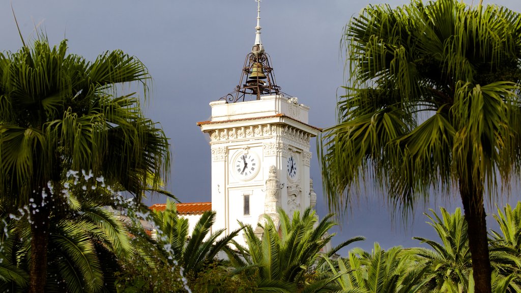 Place Foch showing heritage architecture