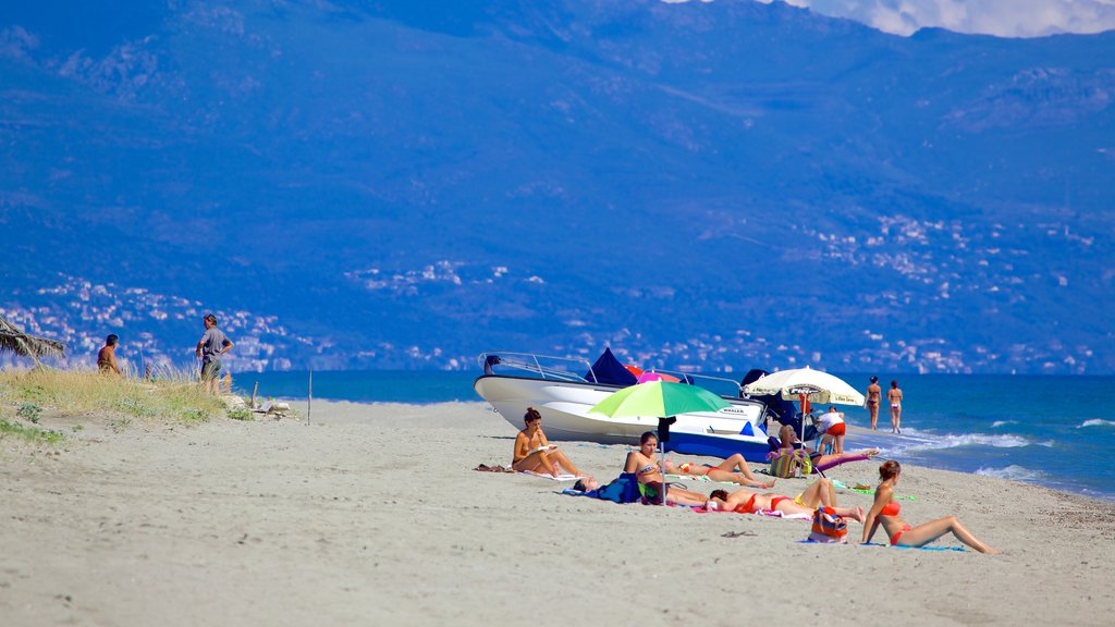 La Marana Beach showing a sandy beach