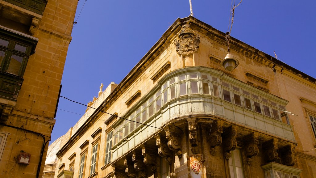 Teatro Manoel ofreciendo arquitectura patrimonial