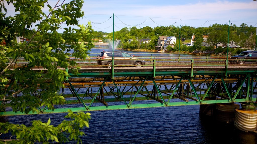 Bridgewater showing a river or creek and a bridge