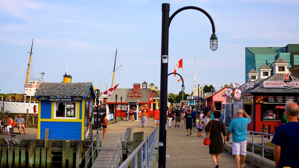 Paseo marítimo de Halifax Waterfront