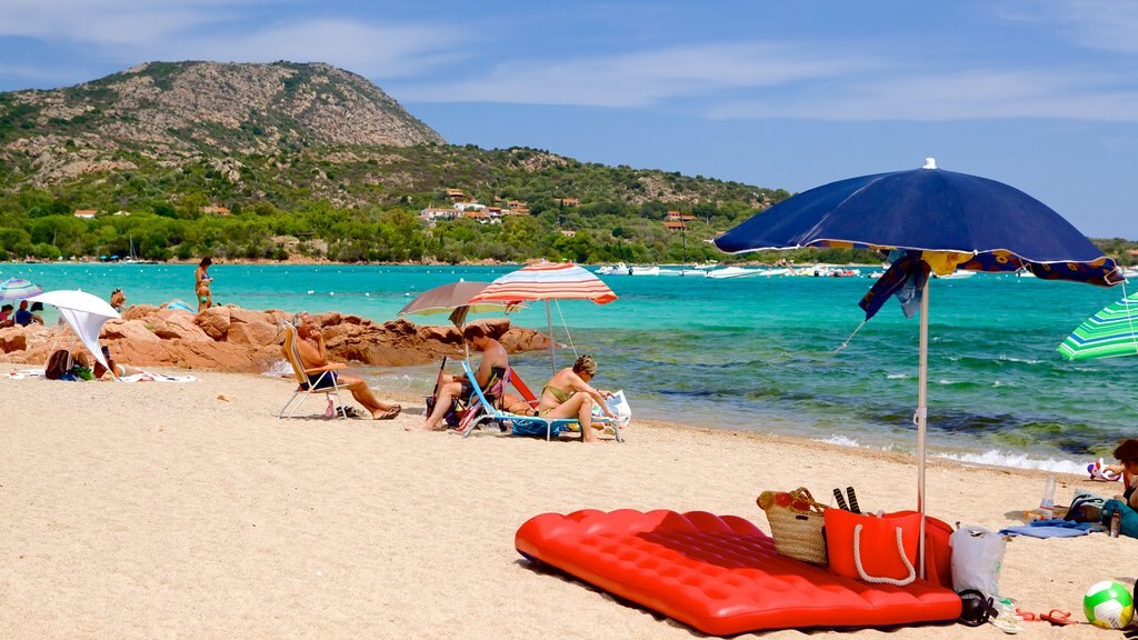 Porto Istana toont een strand