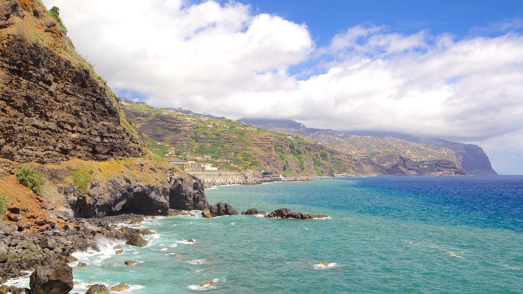 Ponta do Sol showing rocky coastline